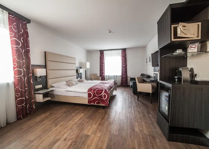 库克斯港斯塔德特酒店 3*