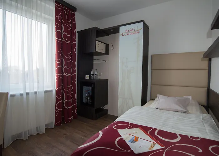 库克斯港斯塔德特酒店 3* 库克斯港