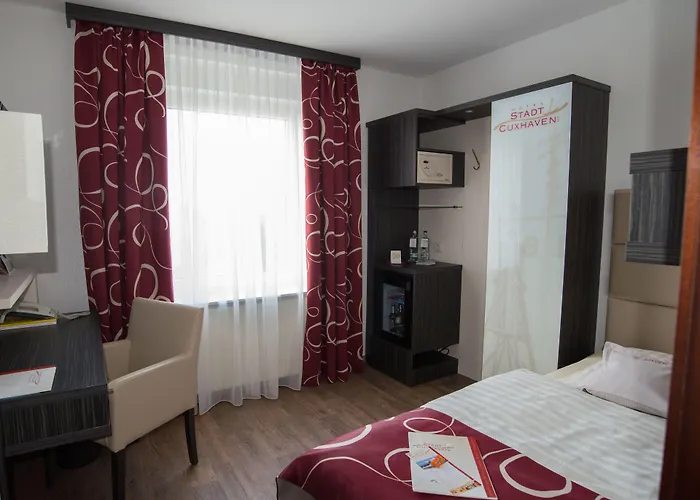 库克斯港斯塔德特酒店 3*