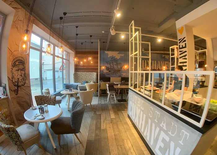 库克斯港斯塔德特酒店 酒店